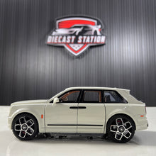 Rolls Royce SUV Cullinan 1:20 Big Scale