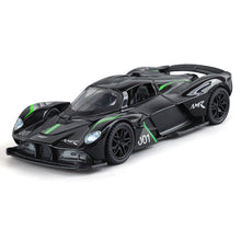 Aston Martin Valkyrie 1/32