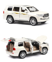 Diecast Model Toyota Land Cruiser V8 1:24
