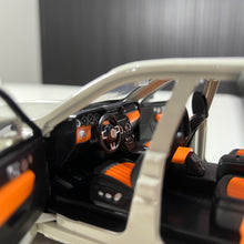 Rolls Royce SUV Cullinan 1:20 Big Scale