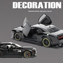Dodge Challenger Hellcat 1/32