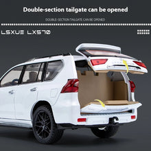 1:18 Diecast Lexus 570 Model