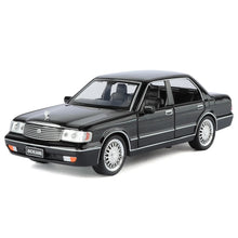 Toyota Crown Royal Classic 1:32 scale