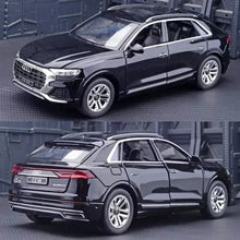 AUDI Q8 1:24