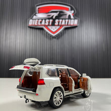 Lexus LX570 1/24