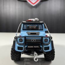 Mercedes Benz G550 4X4 1 : 24 Scale