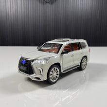 Lexus LX570 1/24