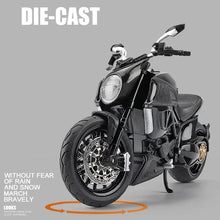 Ducati Diavel 1/12 Scale