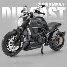 Ducati Diavel 1/12 Scale