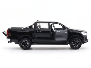 Maisto Toyota Hilux 1:27 scale